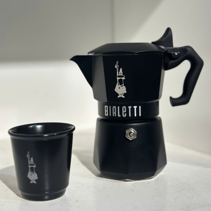 Ấm Pha Cà Phê Bialetti Brikka Noir (2 Cup) – Phiên Bản Đen Huyền Bí