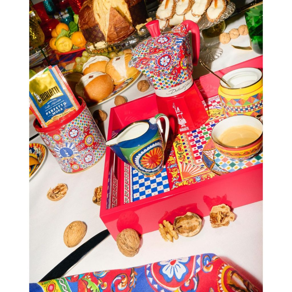 Ấm Pha Cà Phê Bialetti Moka Express x Dolce&Gabbana – Phép Màu Họa Tiết Sicilia